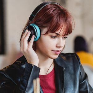 SuperEQ S2 - Bluetooth active noise cancelling headphons